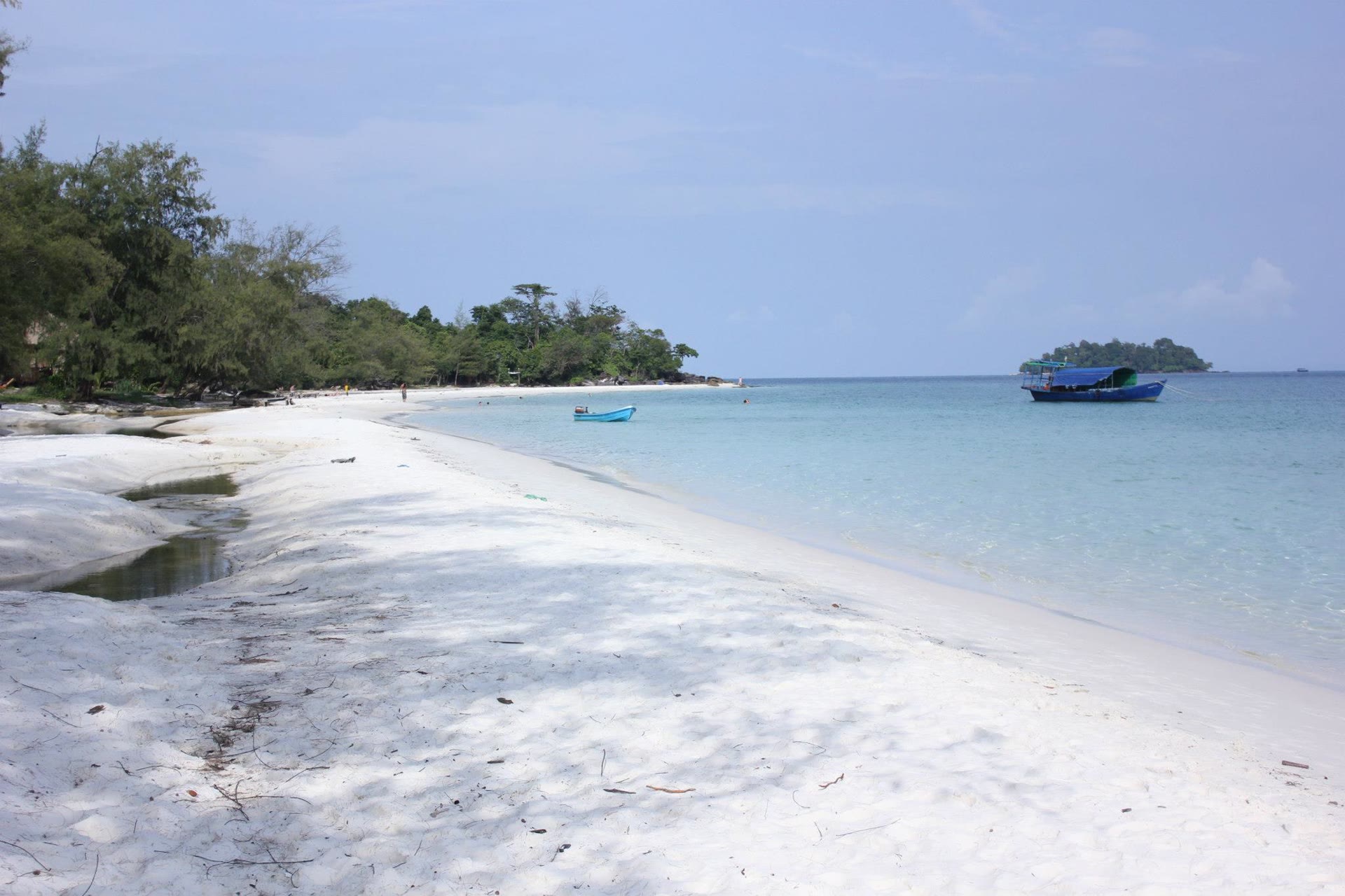 Koh Rong dan Koh Rong Samloem: Pantai dan Perjalanan dengan Kapal