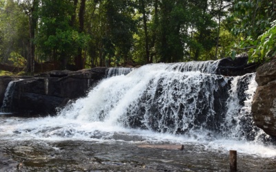 Phnom Kulen: Archaeology, Waterfalls and Visit Planning