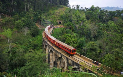 Nine Arch Bridge Ella: viewpoints, access and train planning