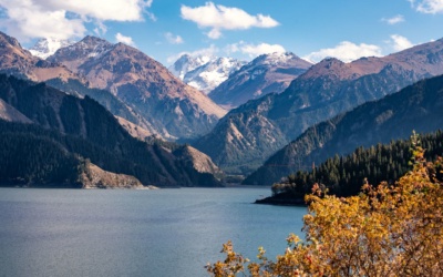 Danau Tianchi di Tianshan: rencana perjalanan dari Urumqi