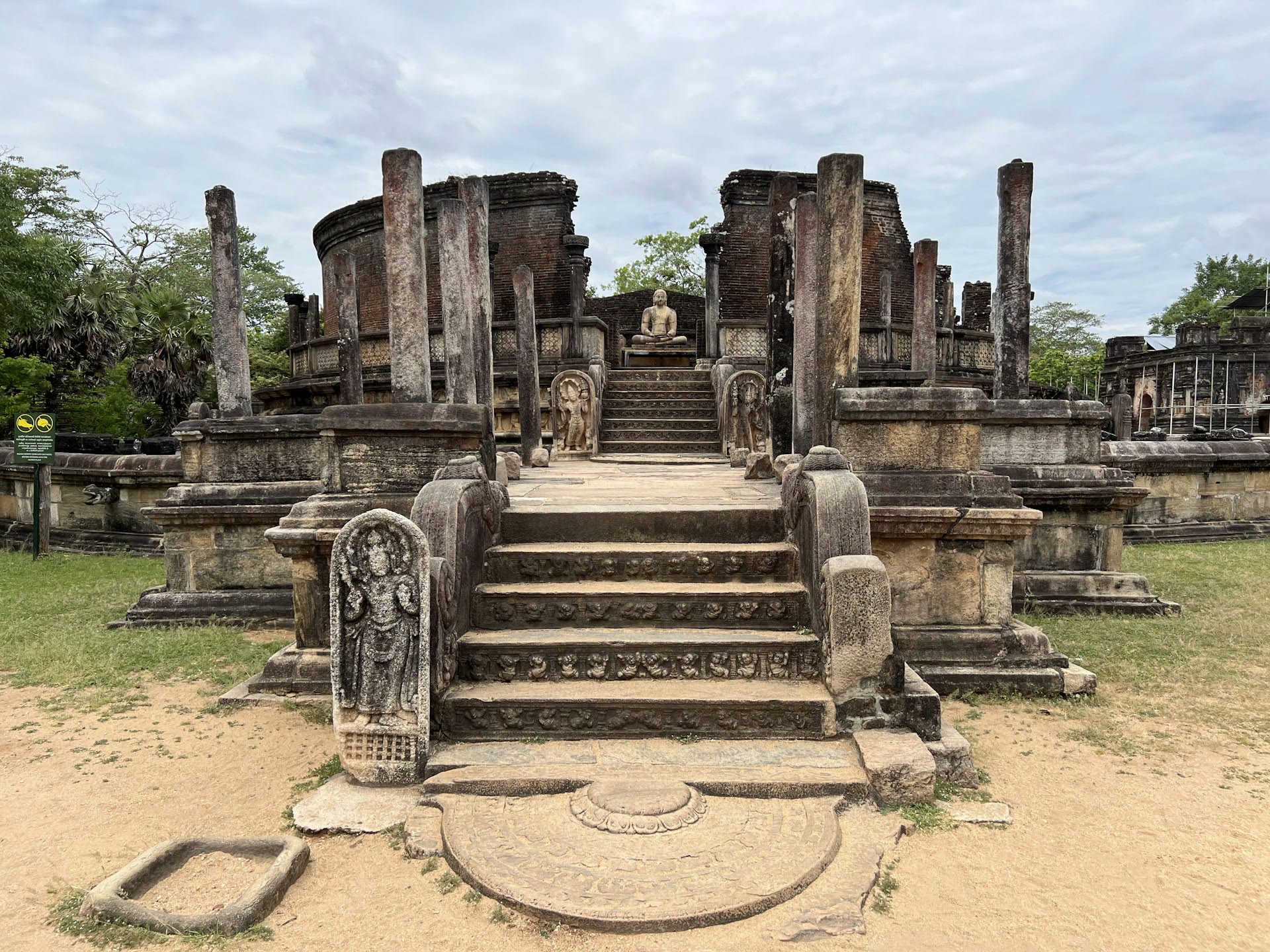 Polonnaruwa Ancient City: Ruins, Tickets and Visit Planning