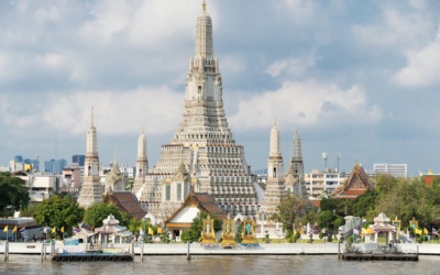 Wat Arun in Bangkok: temple visit and river access
