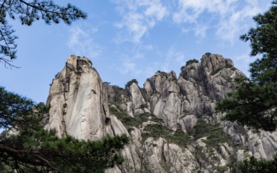 Huangshan Yellow Mountain: Choosing a Gate and Route