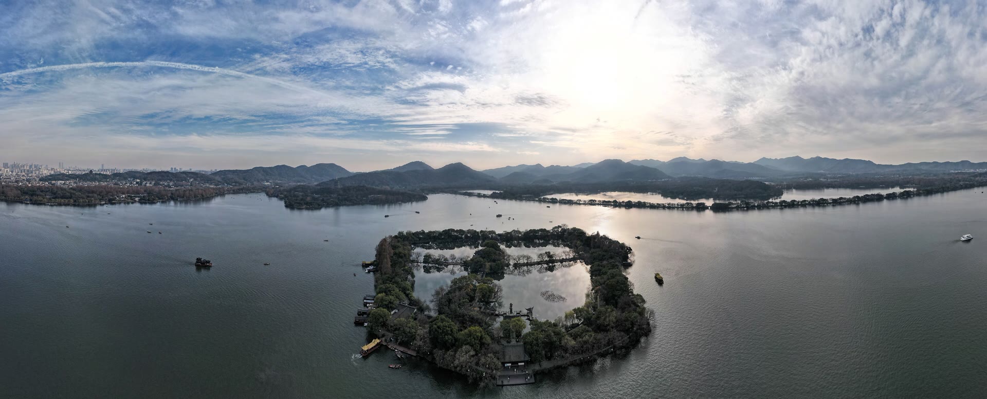 Tasik Barat, Hangzhou: Panduan Praktikal Tambak dan Pemandangan
