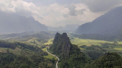 Tham Chang Cave: Vang Vieng's Most Accessible Underground Adventure