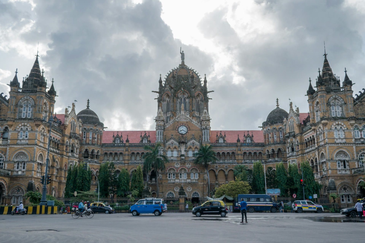 Stasiun Chhatrapati Shivaji Maharaj Terminus di Mumbai