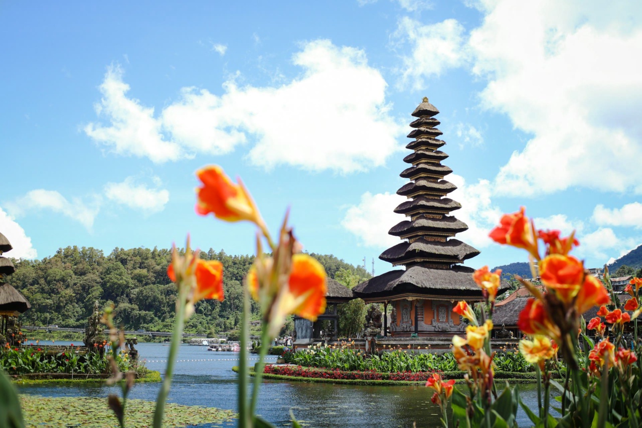 Pura Ulun Danu Beratan di danau dekat Bedugul
