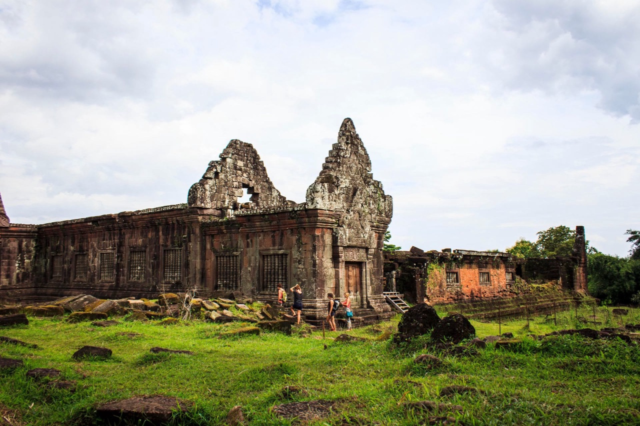 Reruntuhan kompleks candi Vat Phou di Laos