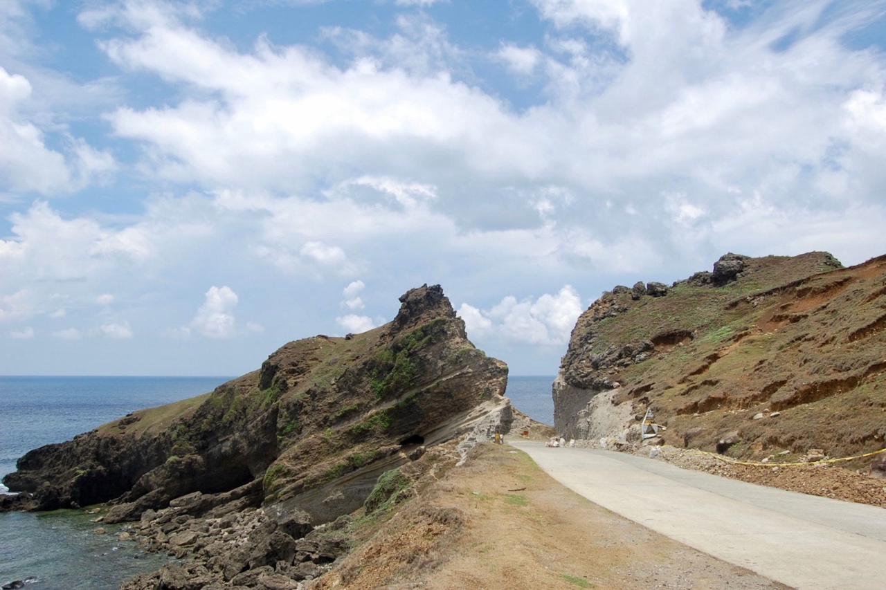 The rocky coast at Alapad Pass in Batanes