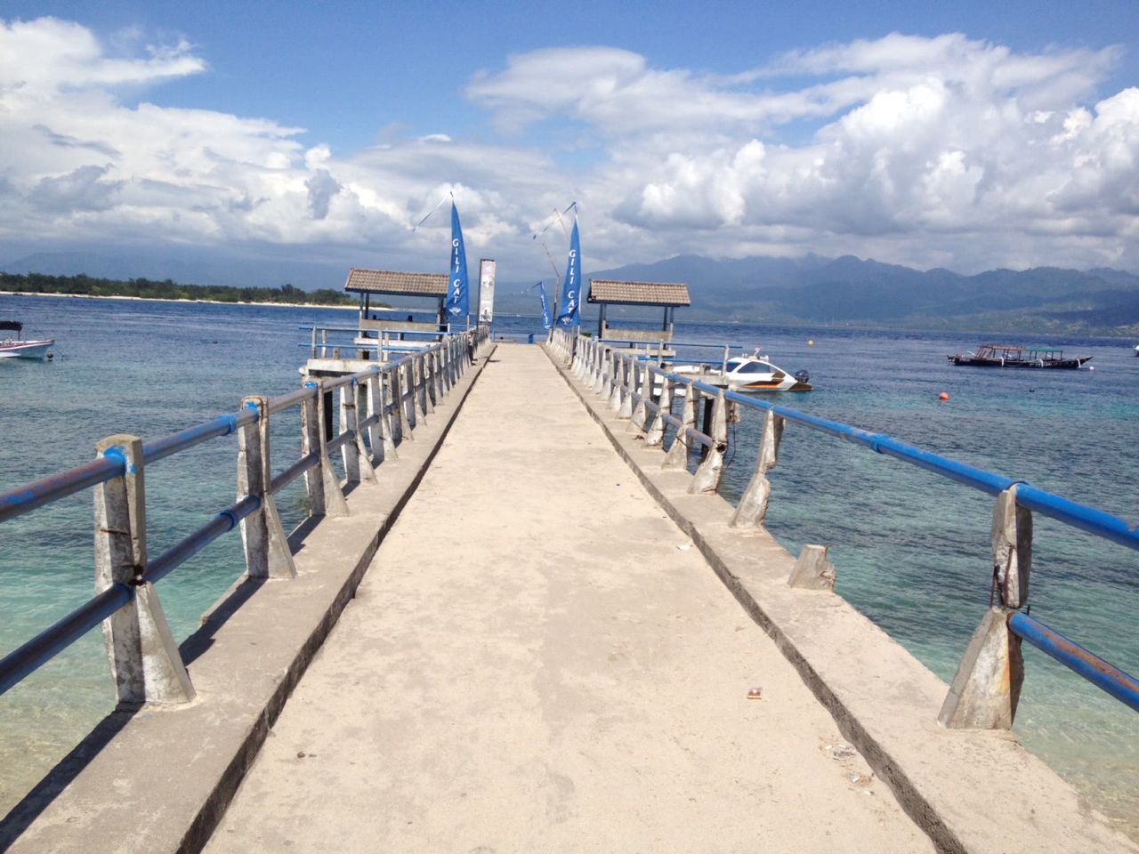 Ein Anleger auf Gili Trawangan, an dem Boote von Lombok ankommen