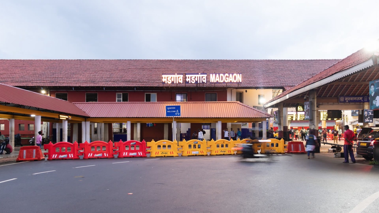 Madgaon Junction 車站的正門