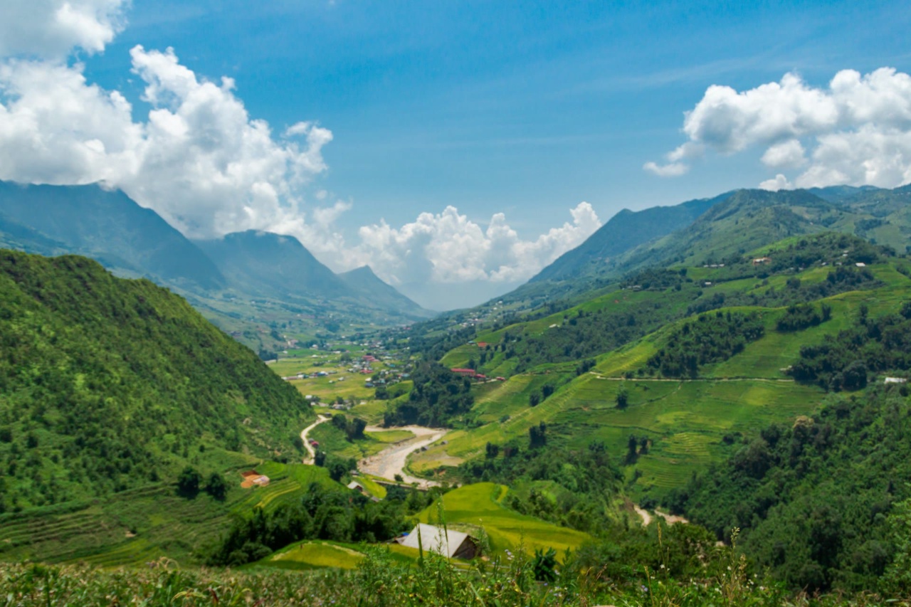 A valley with mountains near Sapa