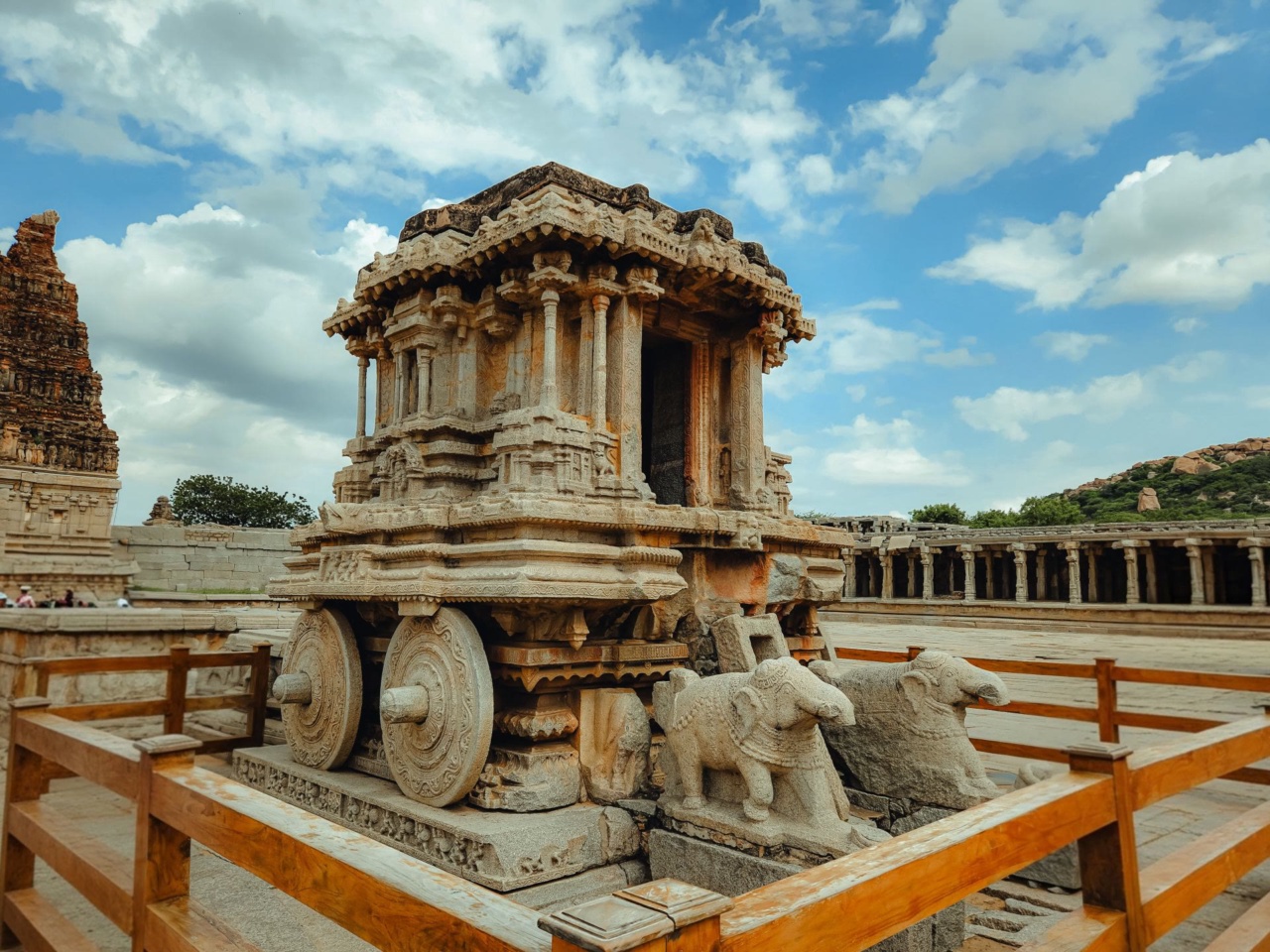 Le char de pierre du temple de Vijaya Vittala à Hampi