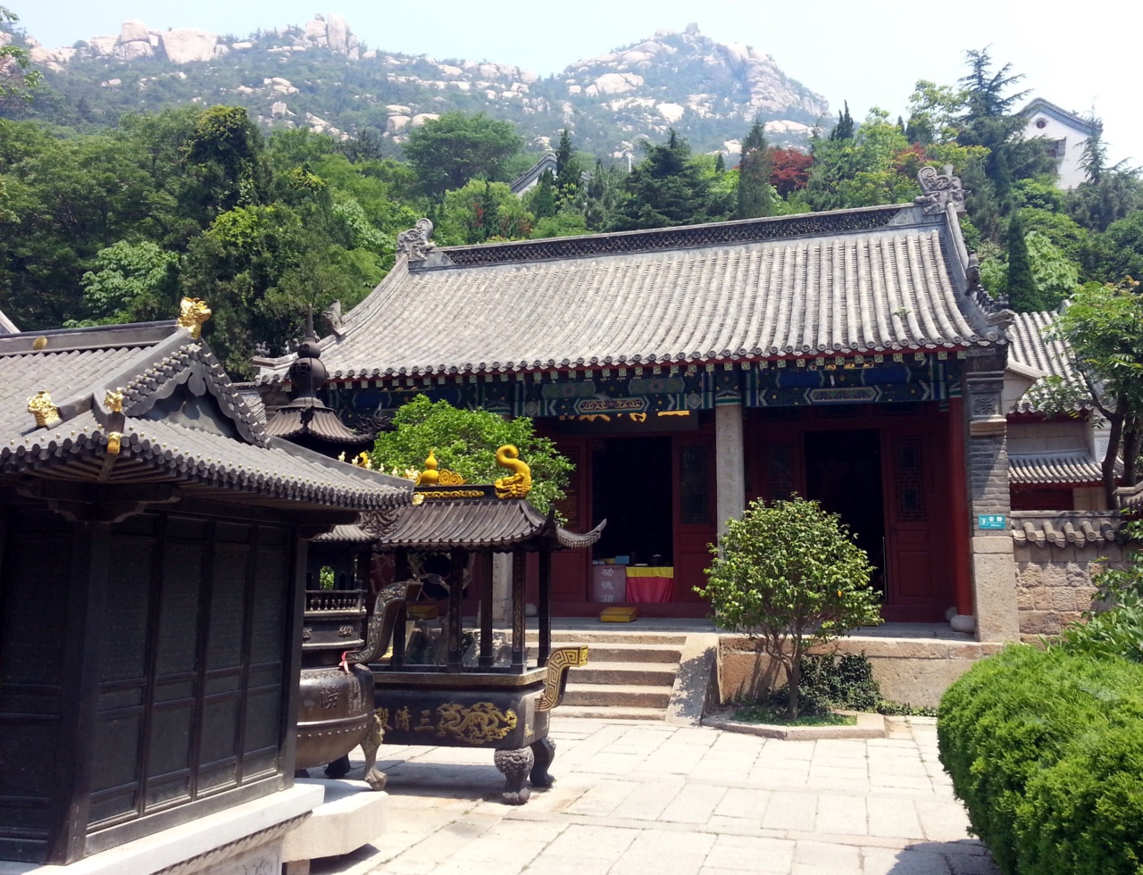 Sebuah dewan Istana Taiqing di Gunung Laoshan