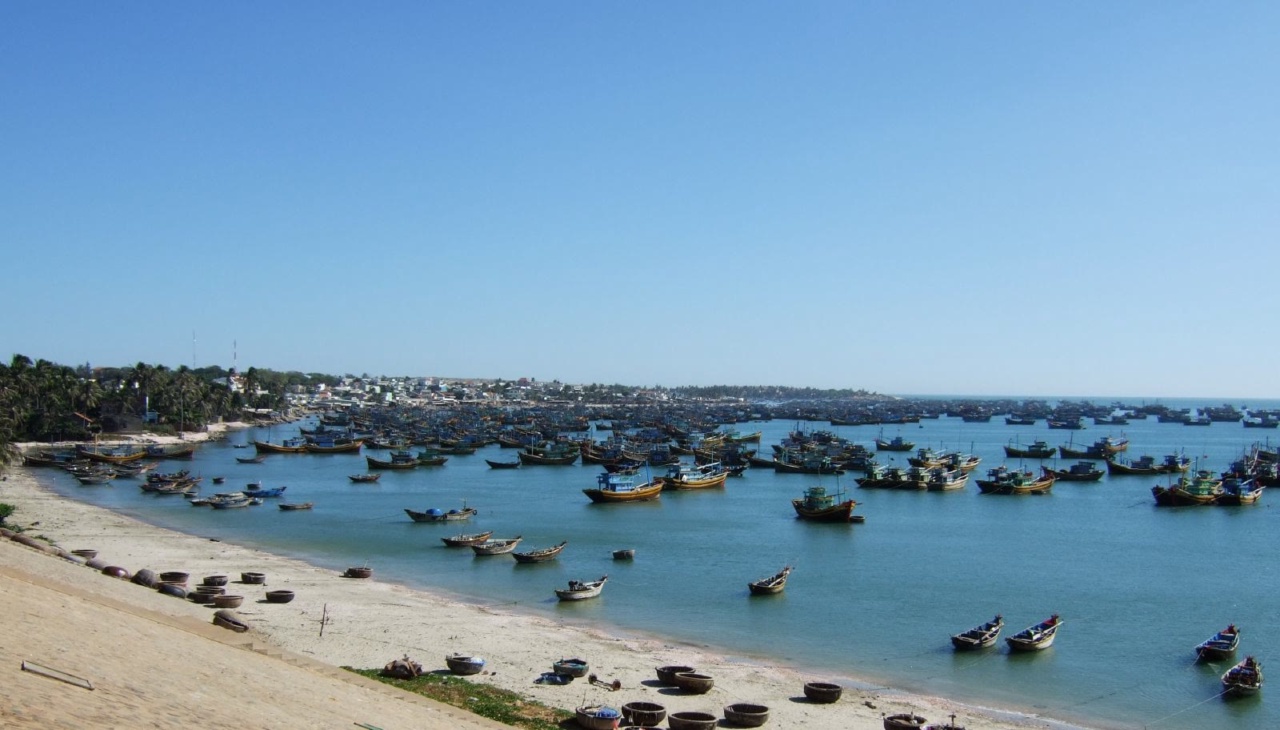 Bot di pelabuhan nelayan Mui Ne