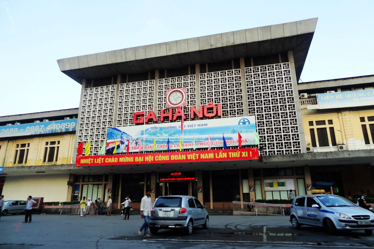 The facade of Hanoi Railway Station