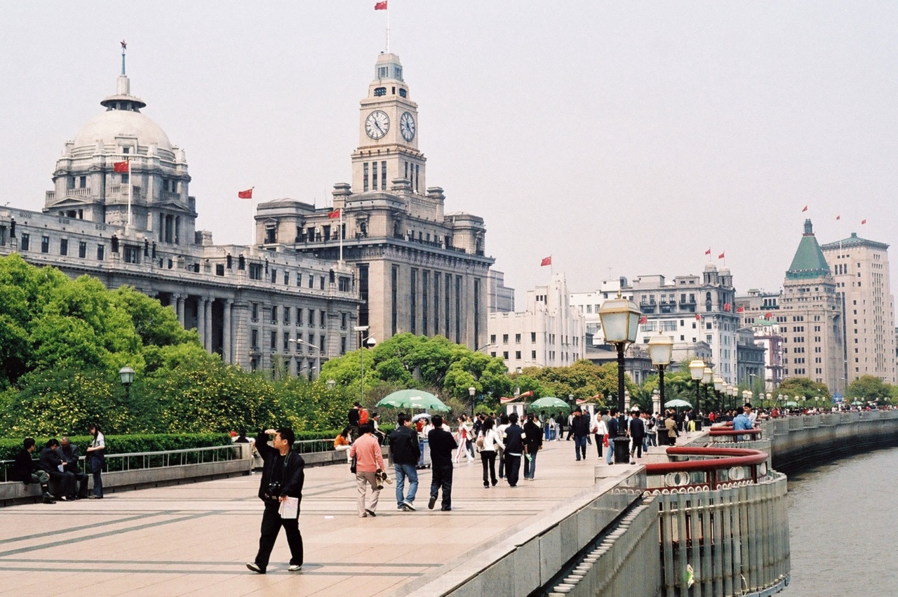 Bangunan bersejarah di sepanjang promenad The Bund