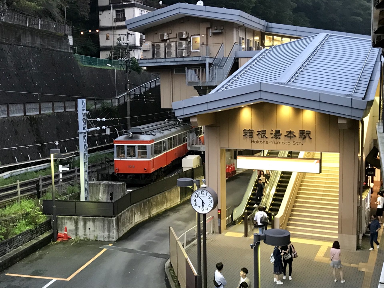 箱根湯本車站入口