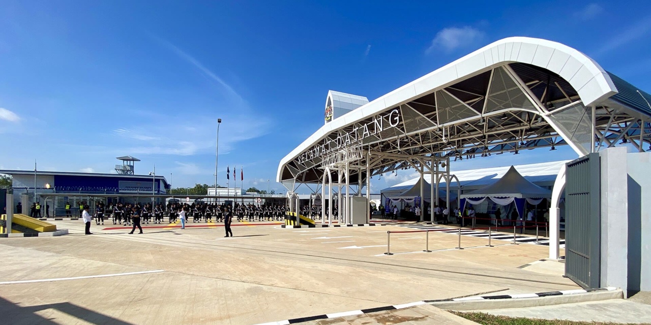 ซุ้มต้อนรับ "Selamat Datang" ฝั่งมาเลเซียของด่านสะเดา