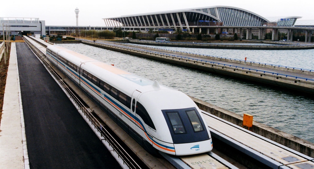 Kereta api Maglev di lapangan terbang