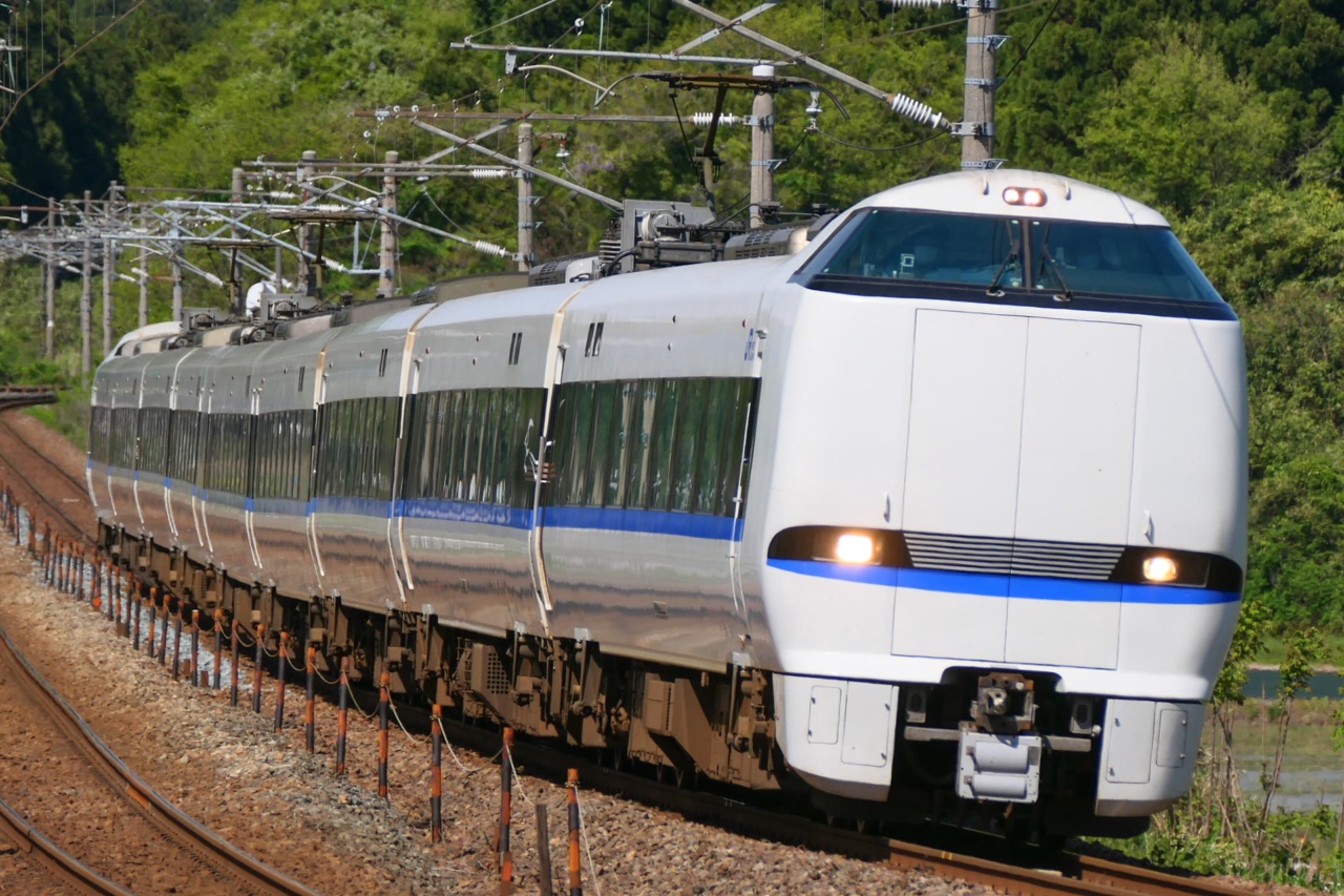 The Limited Express Thunderbird on its way through green countryside