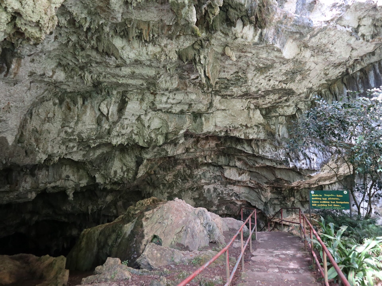 Der Eingang der Sumaguing Cave in Sagada