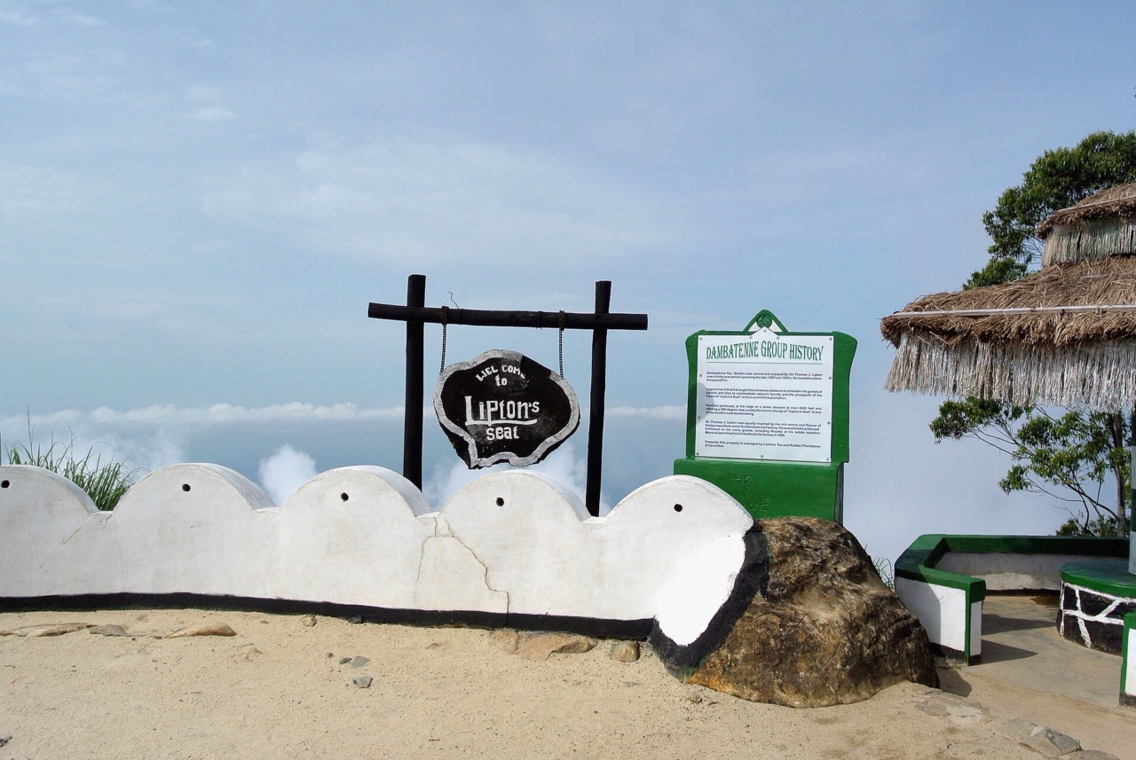 Biển hiệu tại Lipton's Seat phía trên Haputale