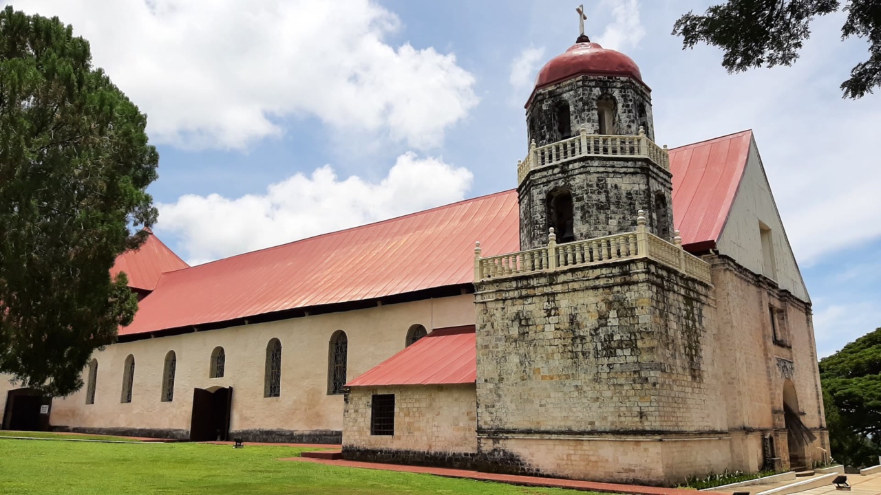 Gereja San Isidro Labrador di Lazi