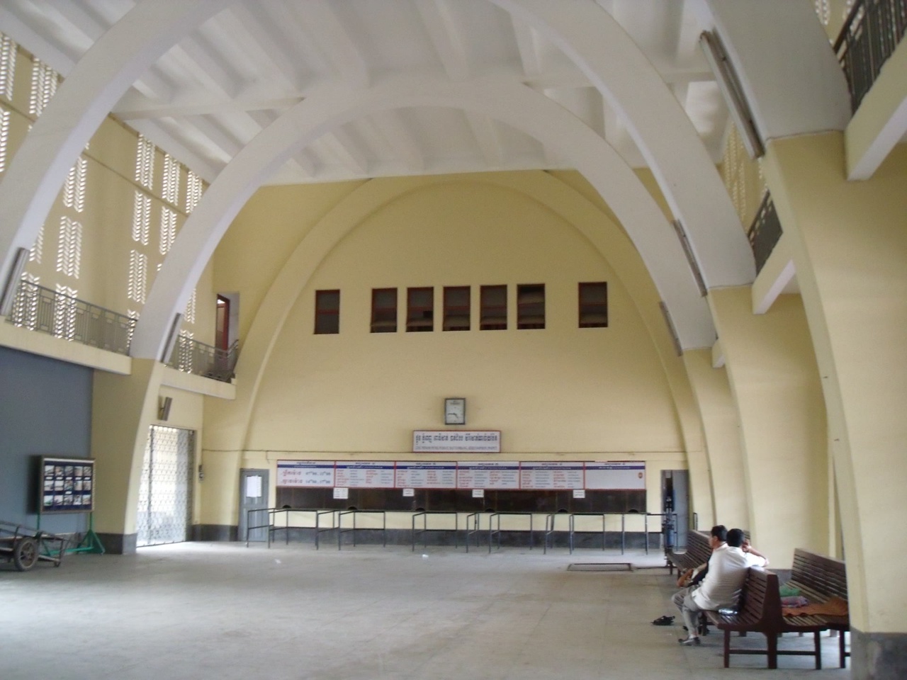 Dewan stesen kereta api Phnom Penh